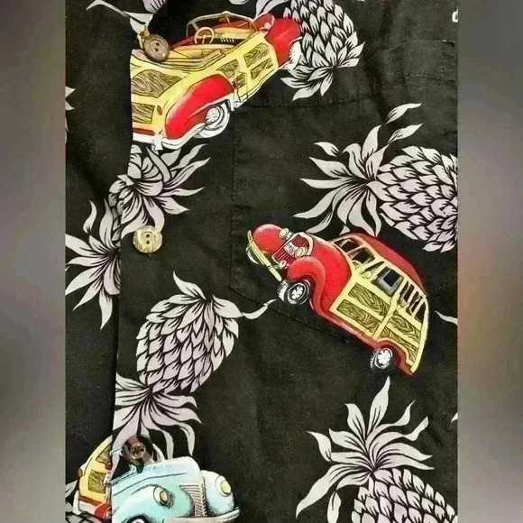 Blue Hawaii Men’s Button Down Vintage Cars Size Medium - Picture 4 of 5